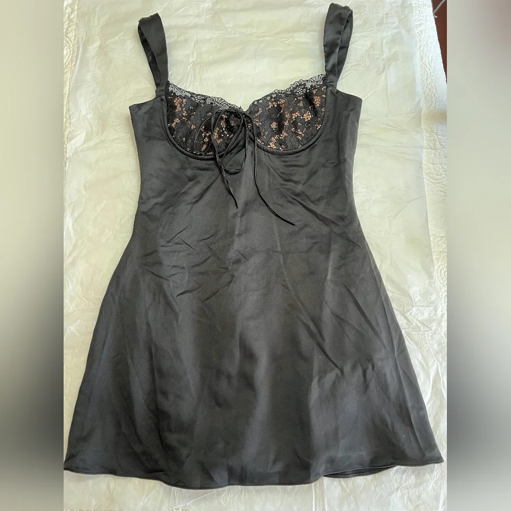 House of CB Black Lace-Trim Mini Slip Dress - Picture 9 of 15